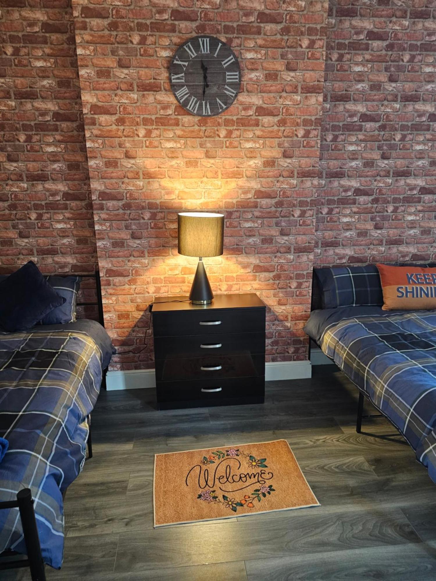 Fife House - Welcome Short Stays ダービー エクステリア 写真