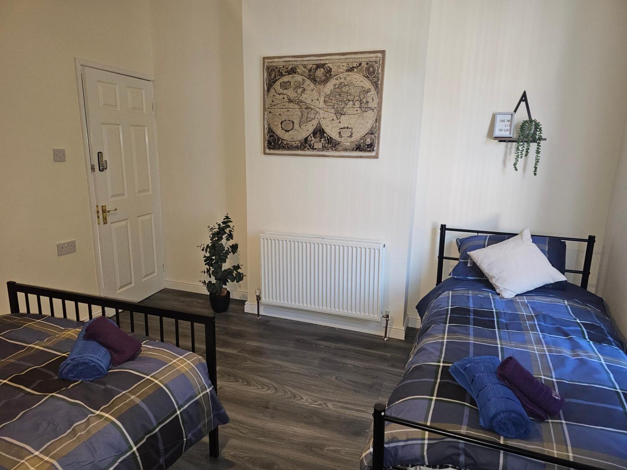 Fife House - Welcome Short Stays ダービー エクステリア 写真